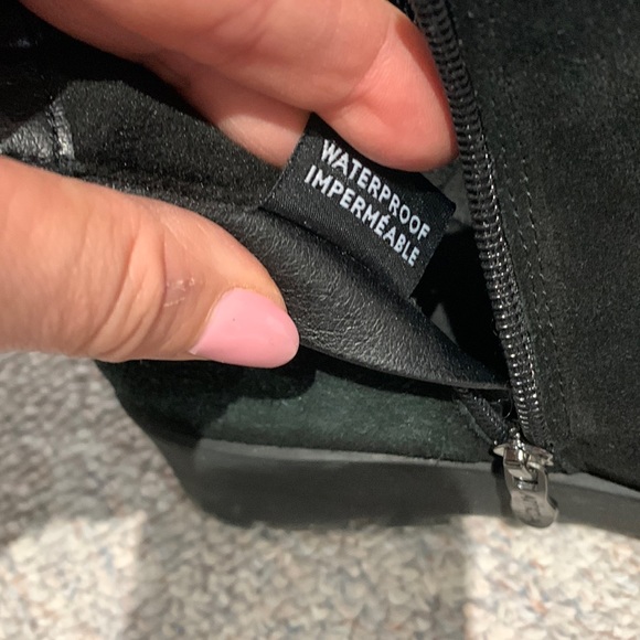 Suede boots - Picture 3 of 4